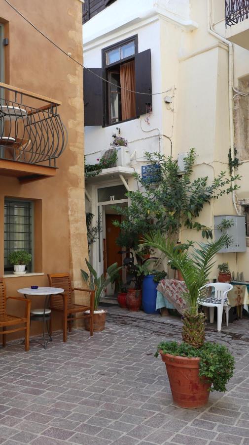 White Houses In The Heart Of Chania Chrissi Akti Chania Exterior foto